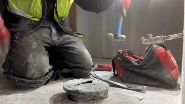 Commercial toilet flange heated for repair